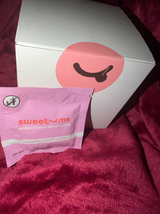 Sweetums Intimate wipes with Flavor